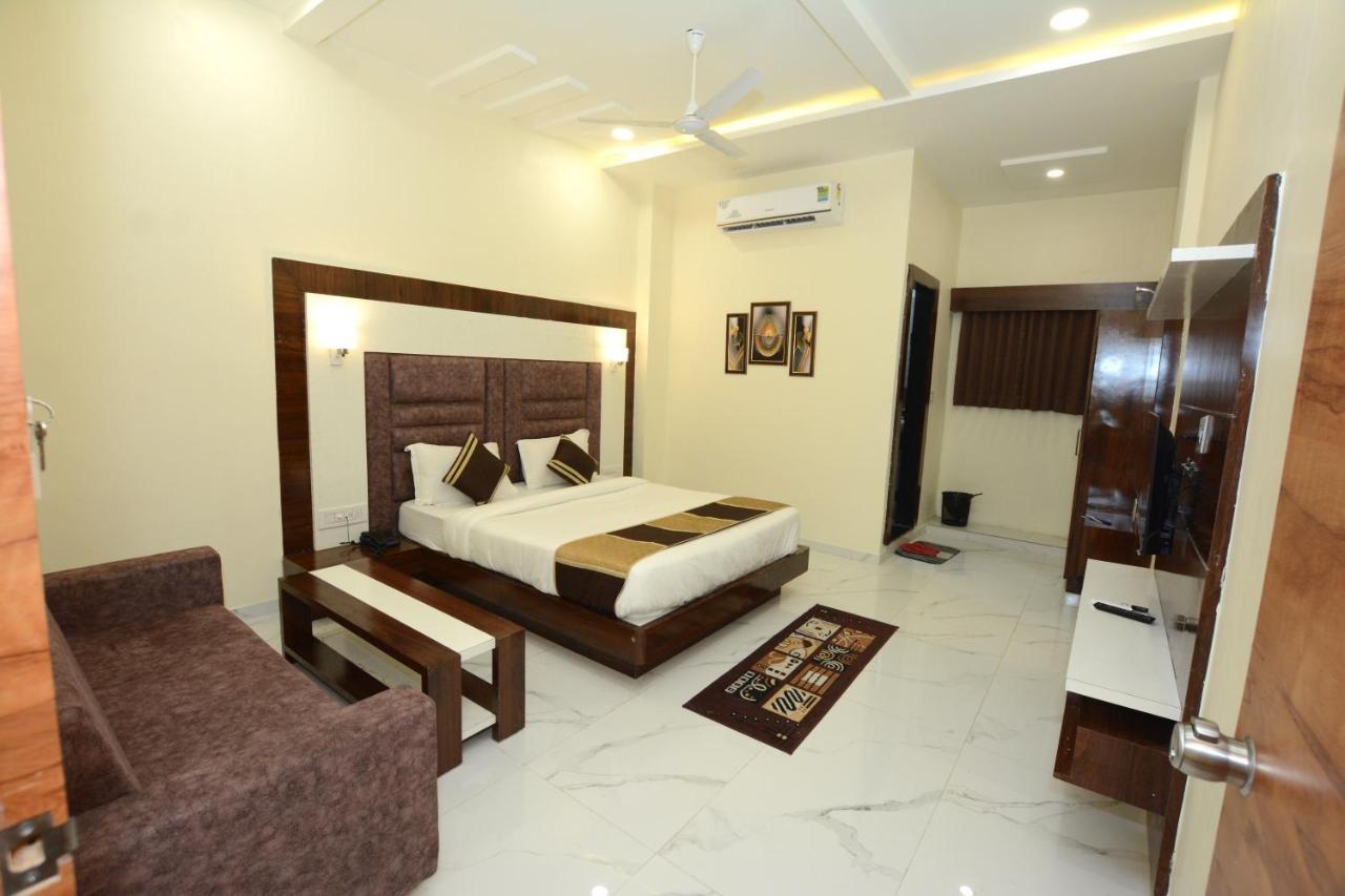 Hotel Villa Inn Anand Exterior photo