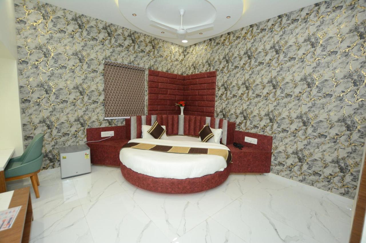 Hotel Villa Inn Anand Exterior photo