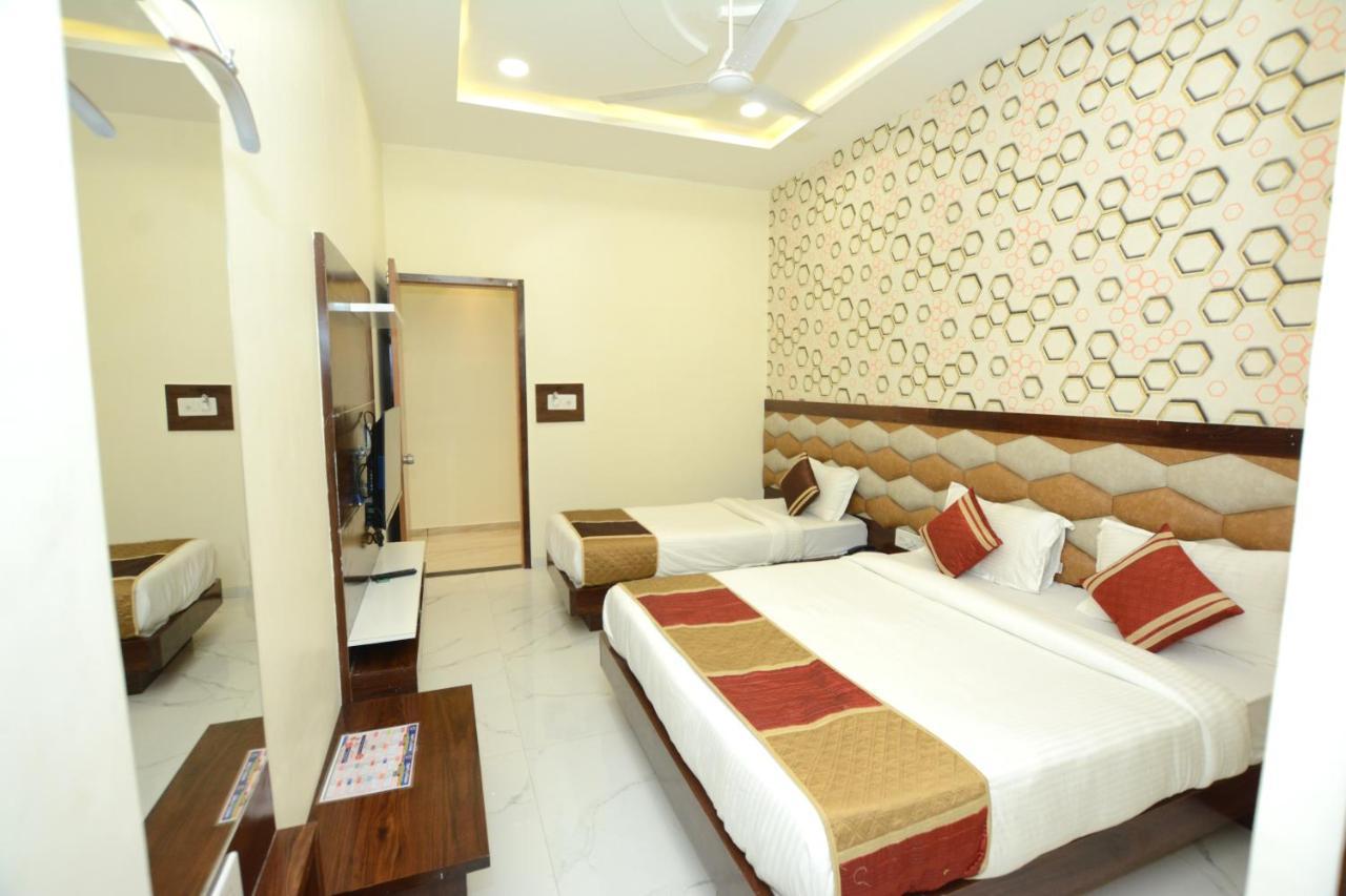 Hotel Villa Inn Anand Exterior photo